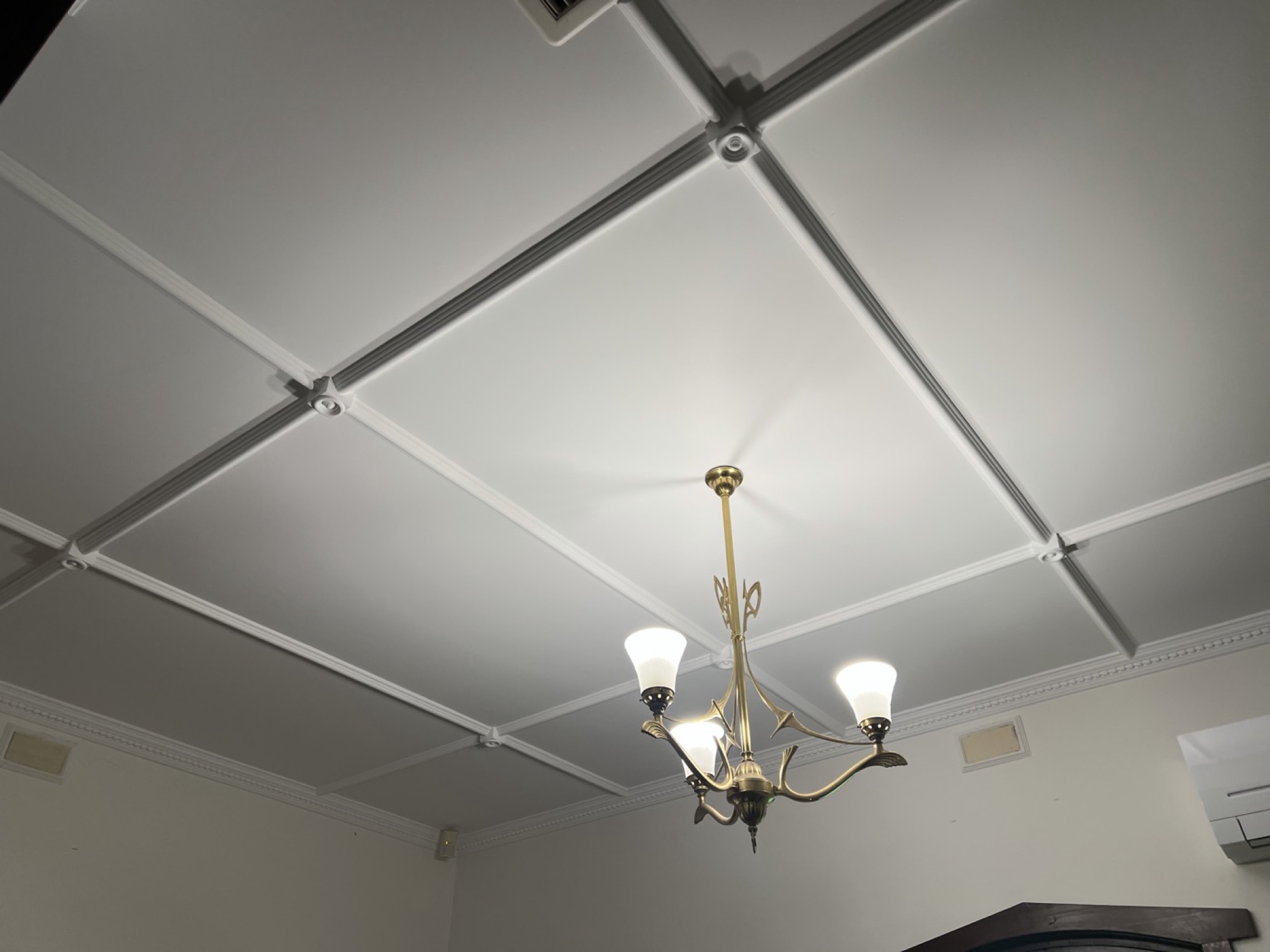 Period room with a new panelled ceiling and ornate cornice